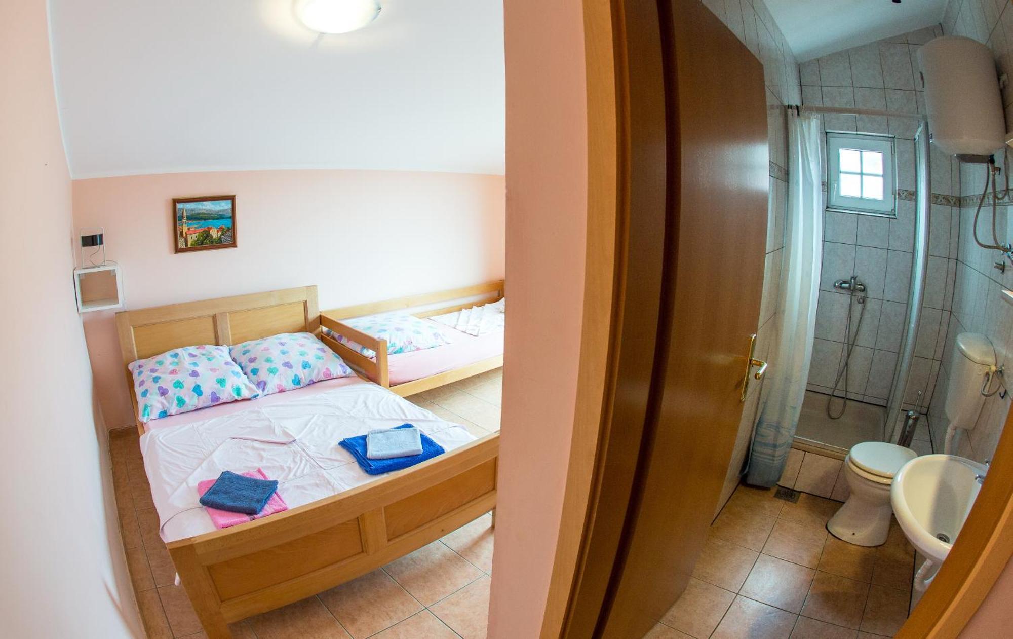 Guest House Almond Бечичи Номер фото