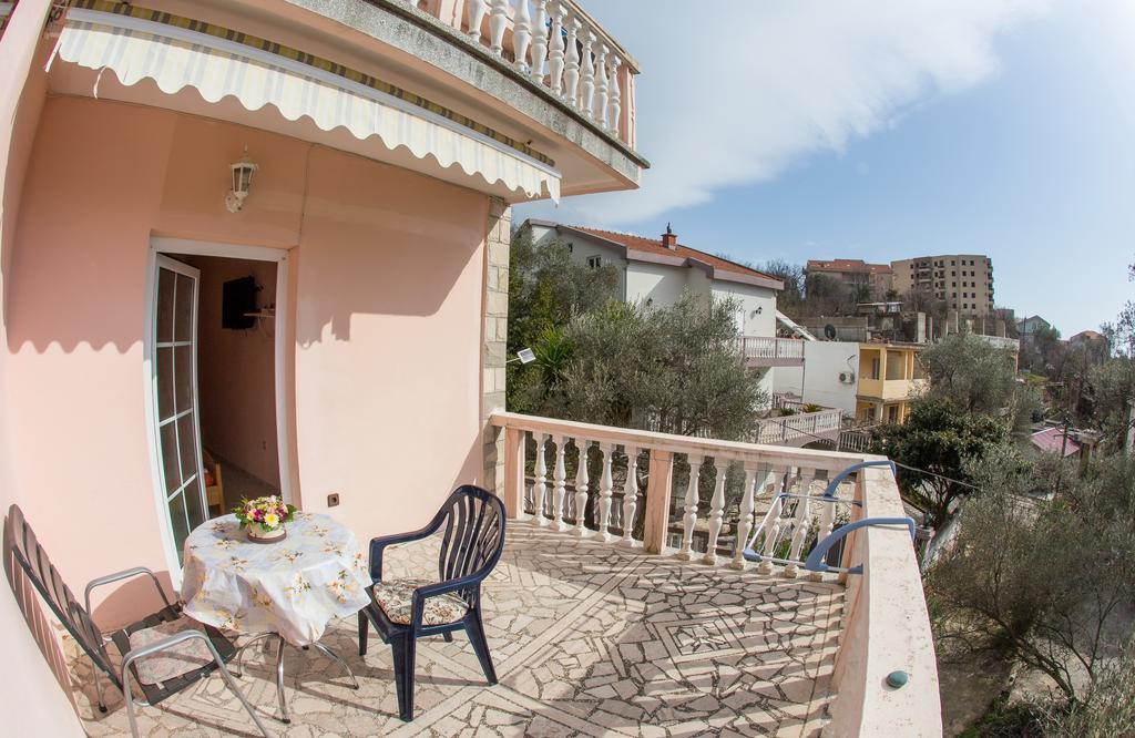 Guest House Almond Бечичи Номер фото